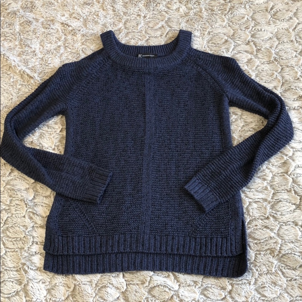 INC - Cold Shoulder Sweater - M